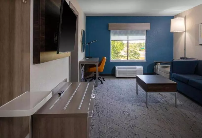 スイート, Holiday Inn Express Rocky Mount Sports Center By Ihg