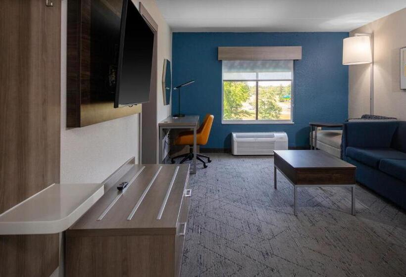 סוויטה, Holiday Inn Express Rocky Mount Sports Center By Ihg