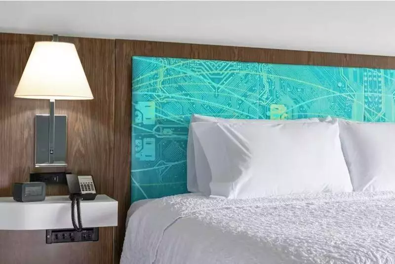 اتاق استاندارد با تخت بزرگ, Hampton Inn & Suites San Mateo San Francisco Airport