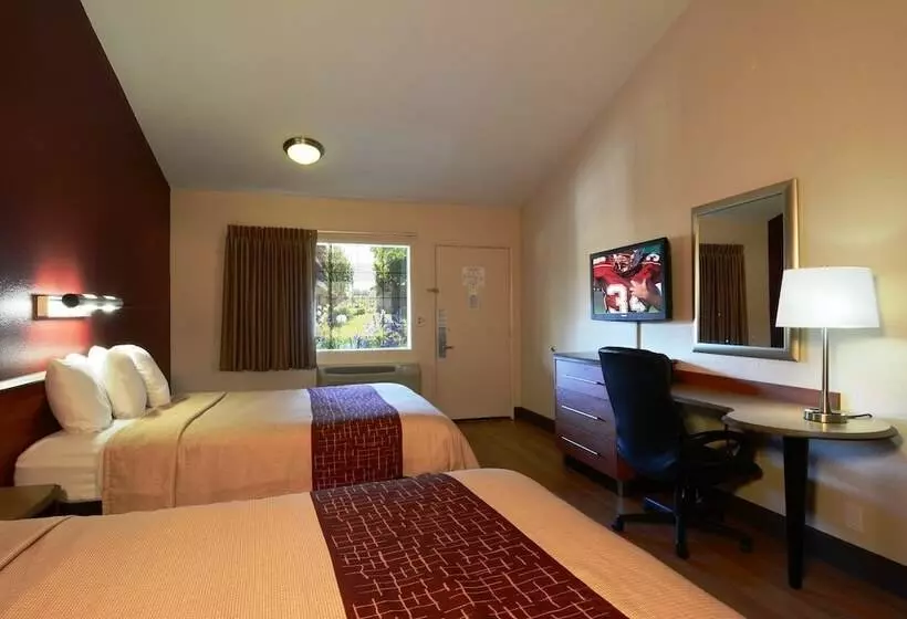 سوئیت با تخت بزرگ, Red Roof Inn San Dimas  Fairplex