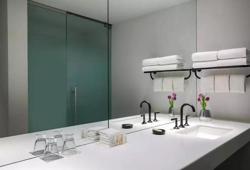 Standard-huone King-vuode, Renaissance New York Times Square By Marriott