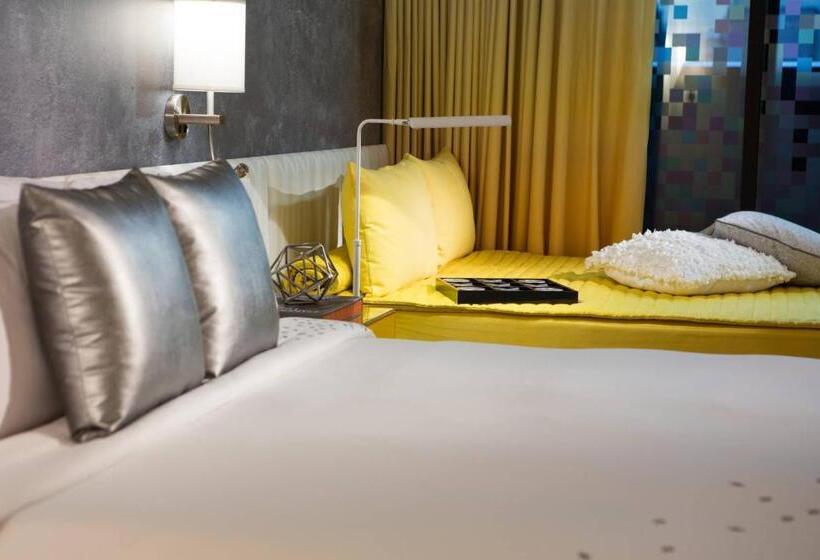 带大床的标准间, Renaissance New York Times Square By Marriott