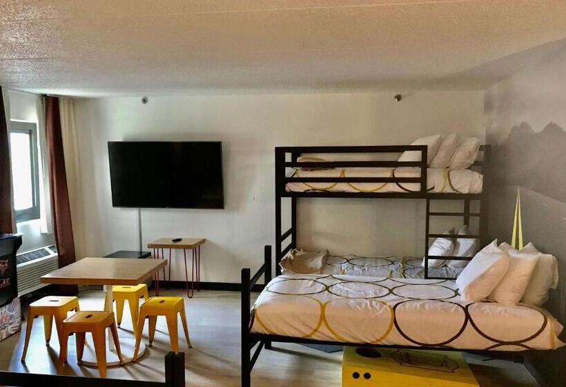 스탠다드 룸 킹사이즈 침대, Super 8 By Wyndham Mahwah