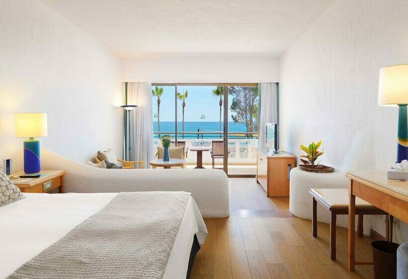 Полулюкс, Coral Beach Hotel & Resort Cyprus