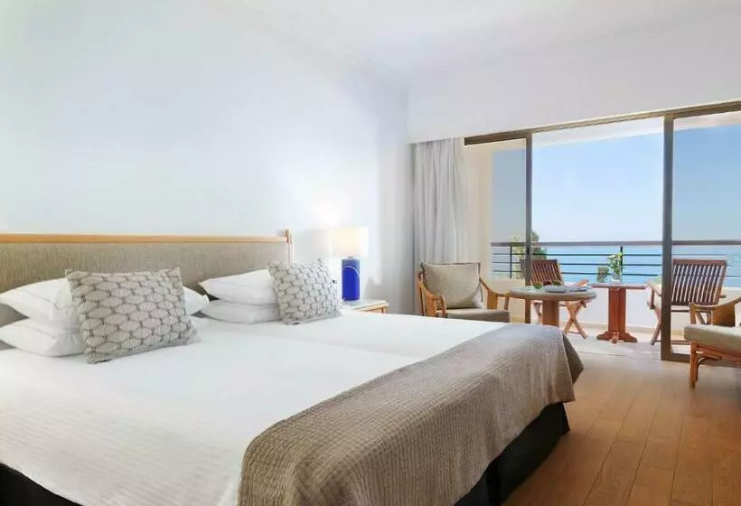 オーシャンビュースタンダードルーム, Coral Beach Hotel & Resort Cyprus