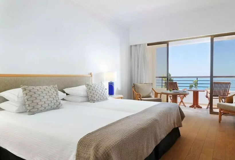 オーシャンビュースタンダードルーム, Coral Beach Hotel & Resort Cyprus