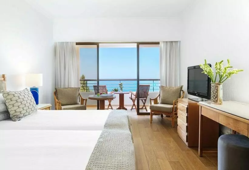 オーシャンビュースタンダードルーム, Coral Beach Hotel & Resort Cyprus