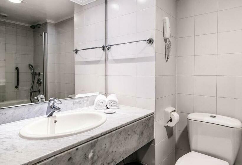 إستديو عائلى, Coral Beach Hotel & Resort Cyprus