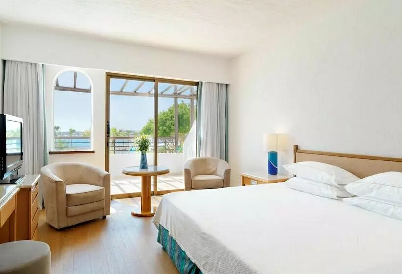 スイート, Coral Beach Hotel & Resort Cyprus
