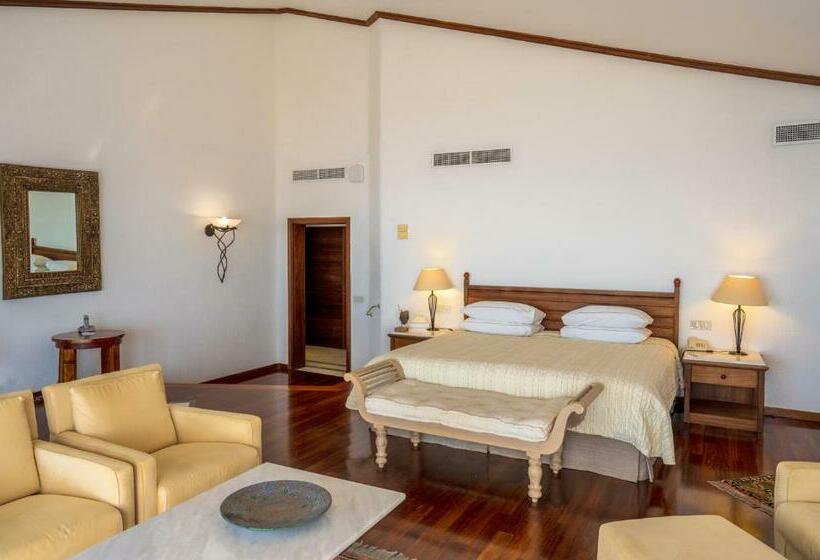 جناح ملكى, Coral Beach Hotel & Resort Cyprus