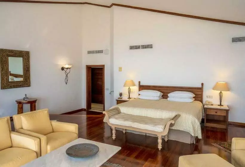 ロイヤルスイート, Coral Beach Hotel & Resort Cyprus