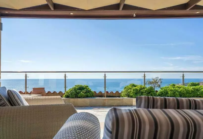 ロイヤルスイート, Coral Beach Hotel & Resort Cyprus