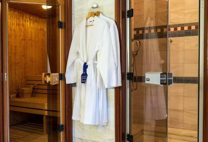 ロイヤルスイート, Coral Beach Hotel & Resort Cyprus