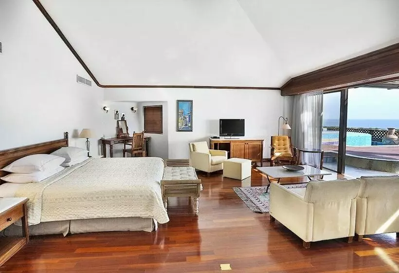 ロイヤルスイート, Coral Beach Hotel & Resort Cyprus