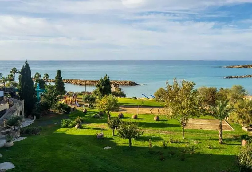 オーシャンビュースーペリアールーム, Coral Beach Hotel & Resort Cyprus