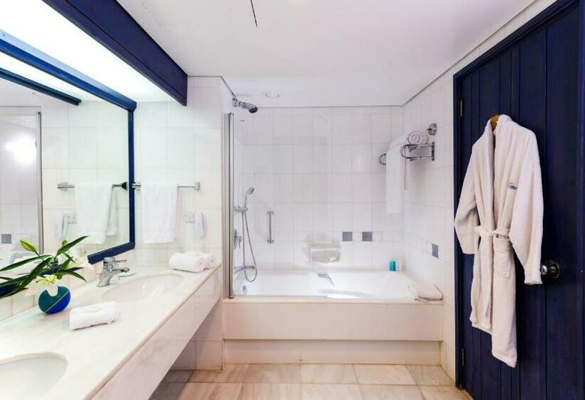 Студио Стандарт Вид на Сад, Coral Beach Hotel & Resort Cyprus