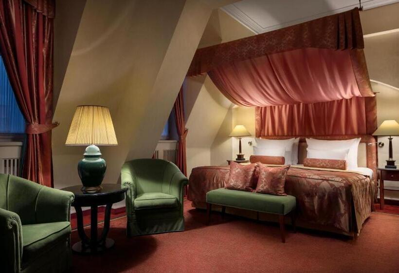 سوییت, Art Nouveau Palace