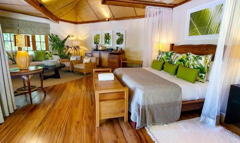 Cabin, Denis Private Island Seychelles