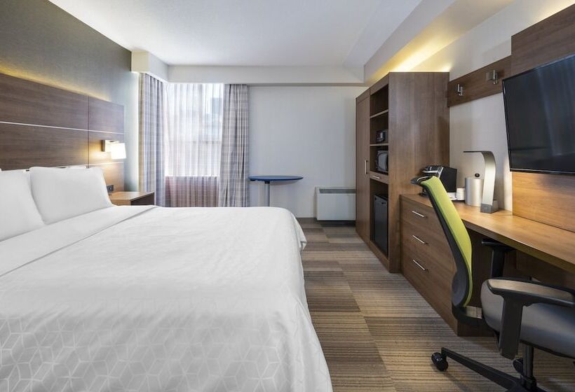 חדר סטנדרט מותאם לאדם עם מוגבלויות, Holiday Inn Express Toronto Downtown, An Ihg