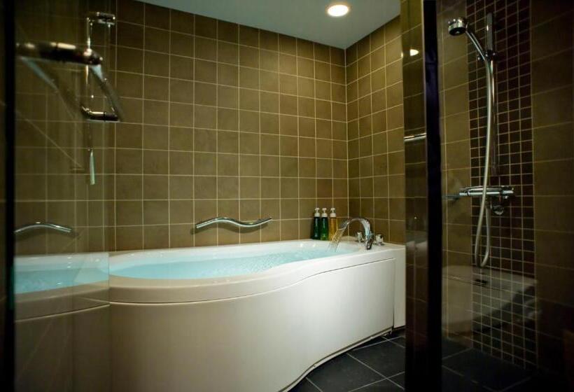 اتاق سوپریور, Kyoto Brighton