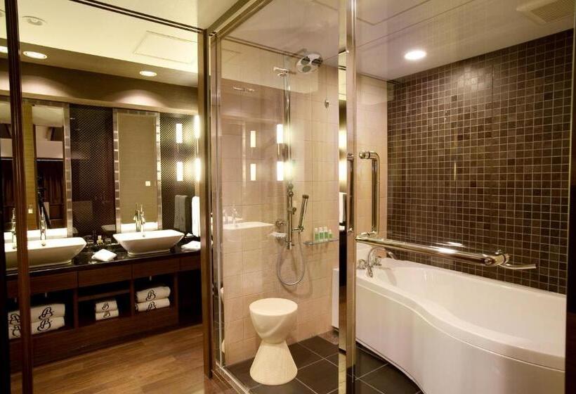 سوییت لوکس, Kyoto Brighton