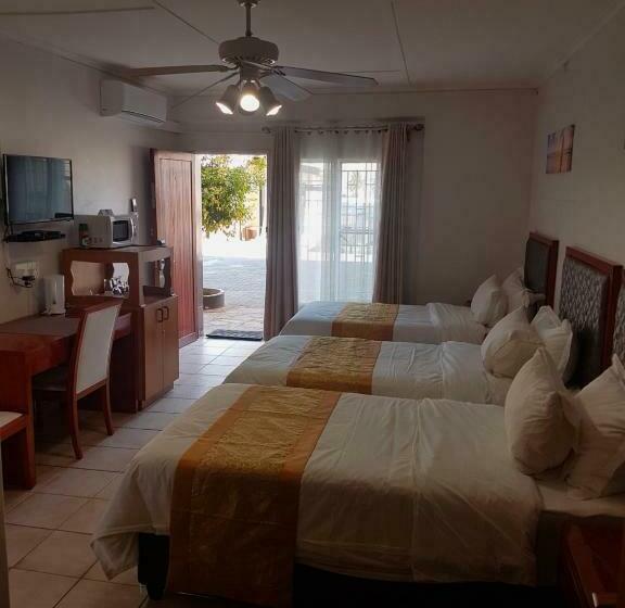 اتاق استاندارد سه نفره, Pension Steiner