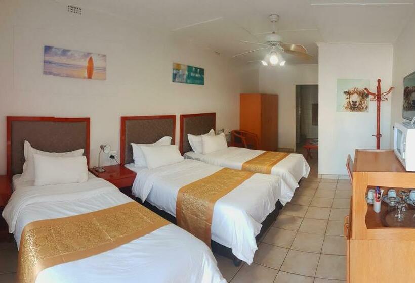 اتاق استاندارد سه نفره, Pension Steiner