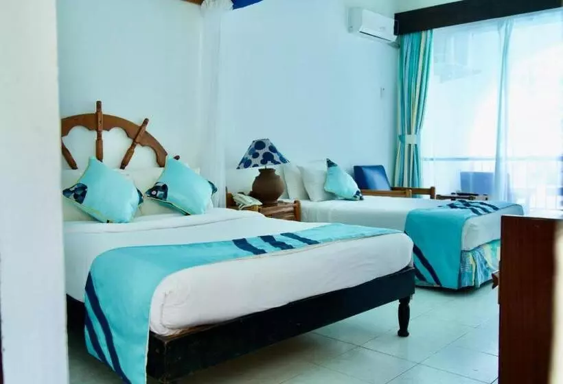 اتاق استاندارد با چشم‌انداز باغ, Plaza Beach
