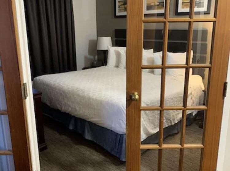 جناح, Travelodge Hotel By Wyndham Sudbury