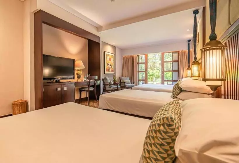 اتاق خانوادگی با چشمانداز باغ, Bintang Bali Resort