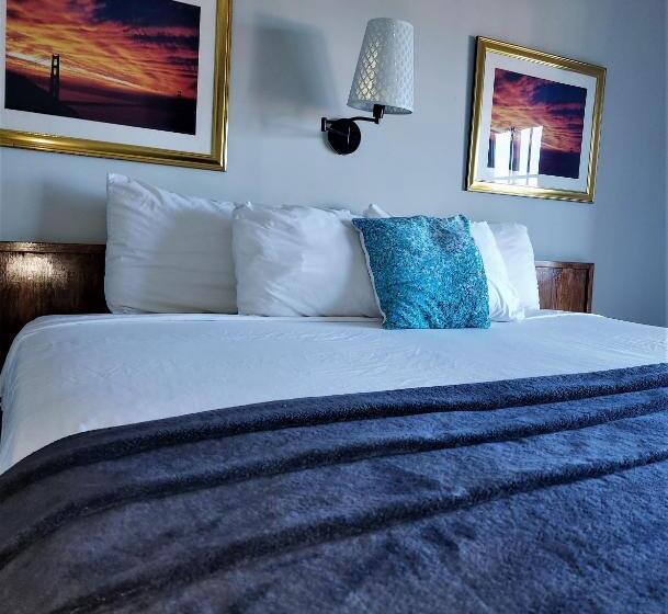 استودیوی استاندارد با چشمانداز دریا, Caribic House