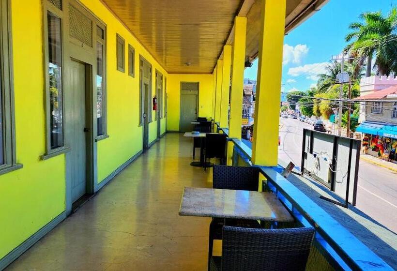 اتاق اکونومی یک تخته, Caribic House