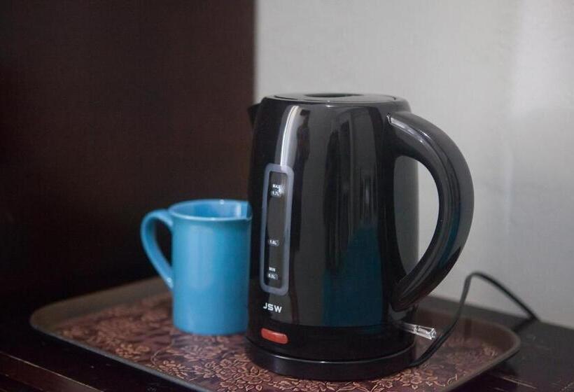 اتاق اکونومی یک تخته, Caribic House