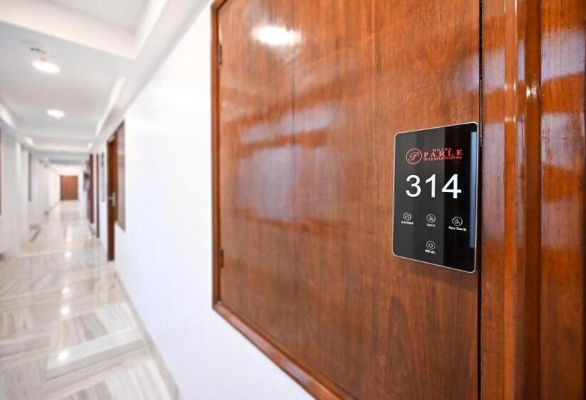 غرفة ديلوكس, Parle International