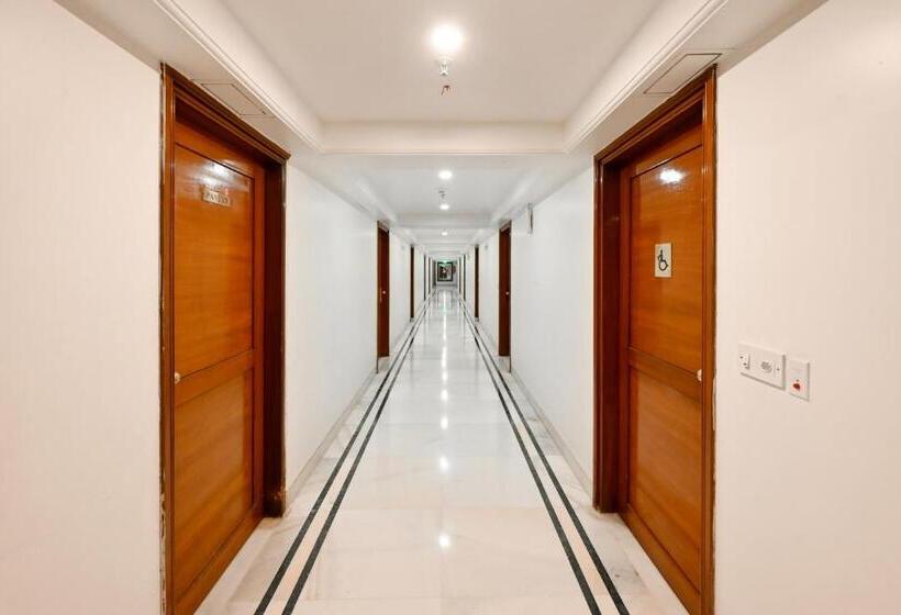 غرفة تنفيذية, Parle International