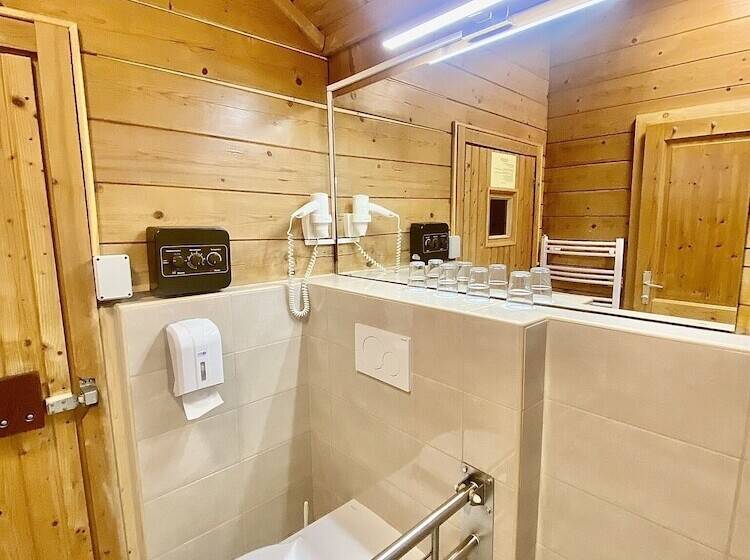 带1个卧室的高级公寓, Petneházy Apart