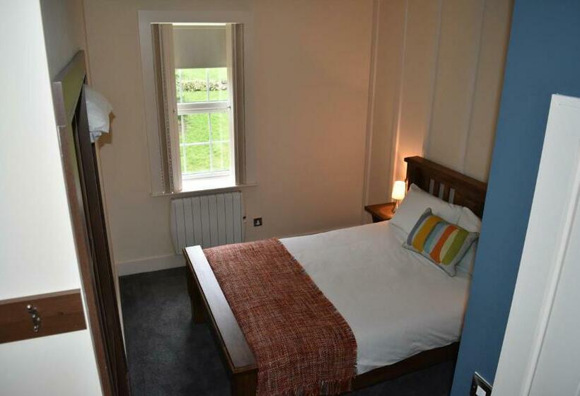 スタンダードルーム, Round Tower