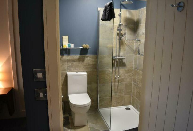 スタンダードルーム, Round Tower