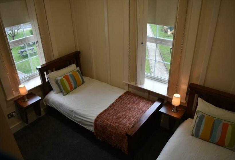 スタンダードルーム, Round Tower