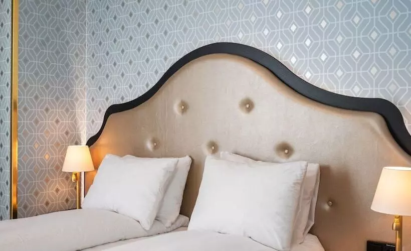 سوییت جونیور, Thon Hotel Cecil
