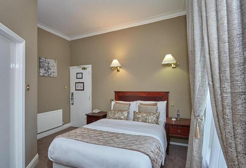 חדר סטנדרט יחיד, Uppercross House