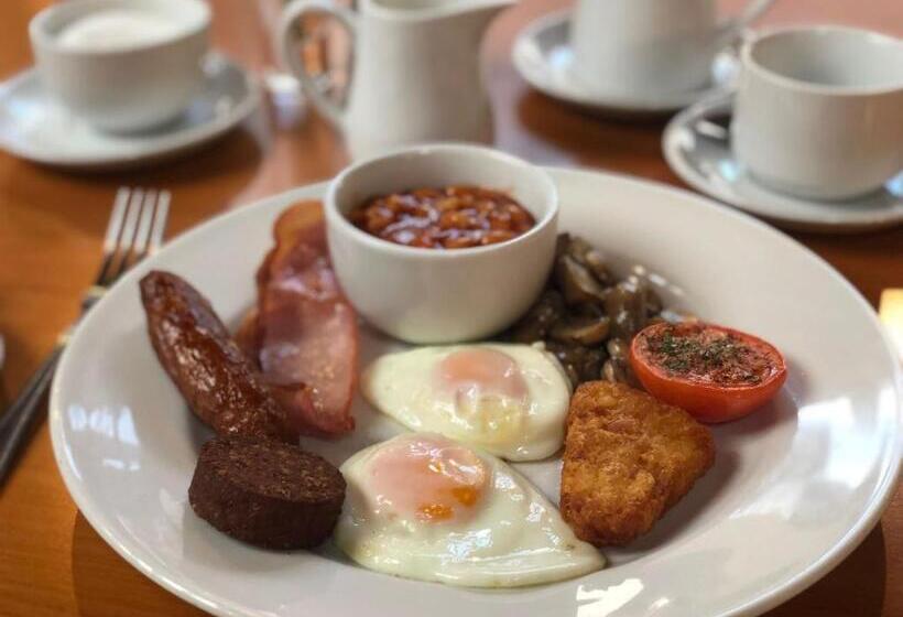 חדר סטנדרט יחיד, Uppercross House