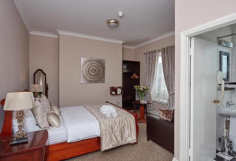 חדר קלאסי מיטת קינג סייז, Uppercross House