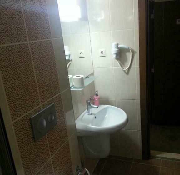 اتاق استاندارد یک نفره, Hosta Otel