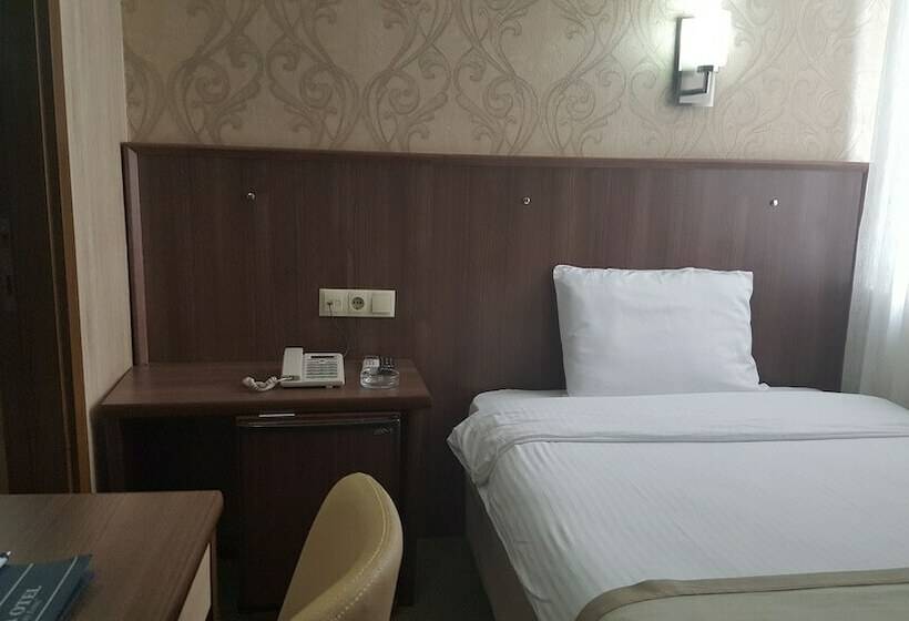 اتاق استاندارد یک نفره, Hosta Otel