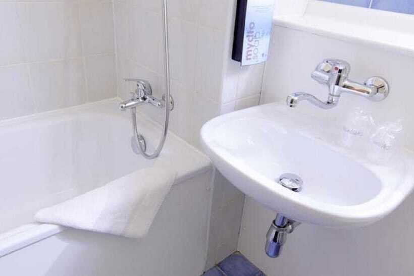 חדר סטנדרט, Campanile Maubeuge