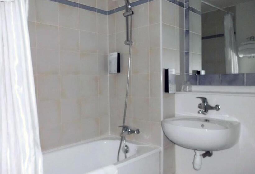 Номер Стандарт Двуспальная Кровать, Ibis Styles Paris Saint Denis Pleyel