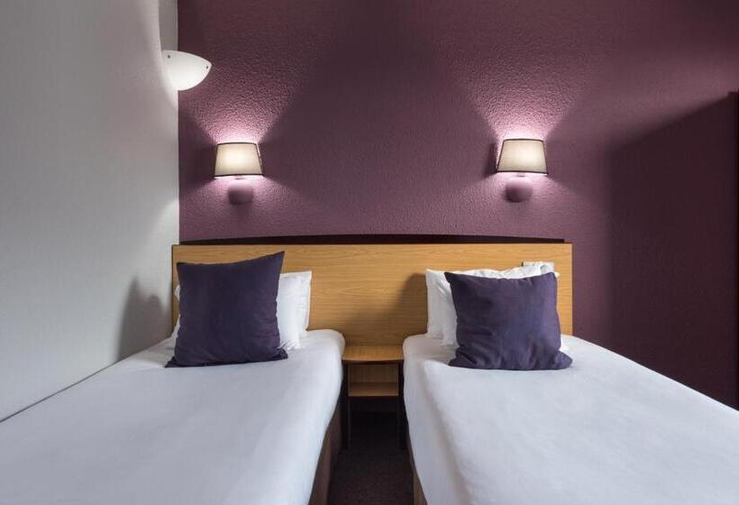 Номер Стандарт, Ibis Styles Paris Saint Denis Pleyel