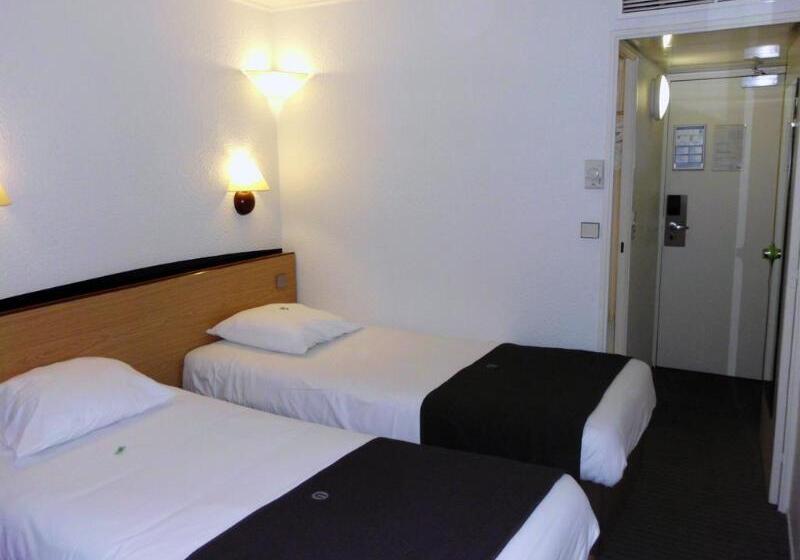 Номер Стандарт, Ibis Styles Paris Saint Denis Pleyel