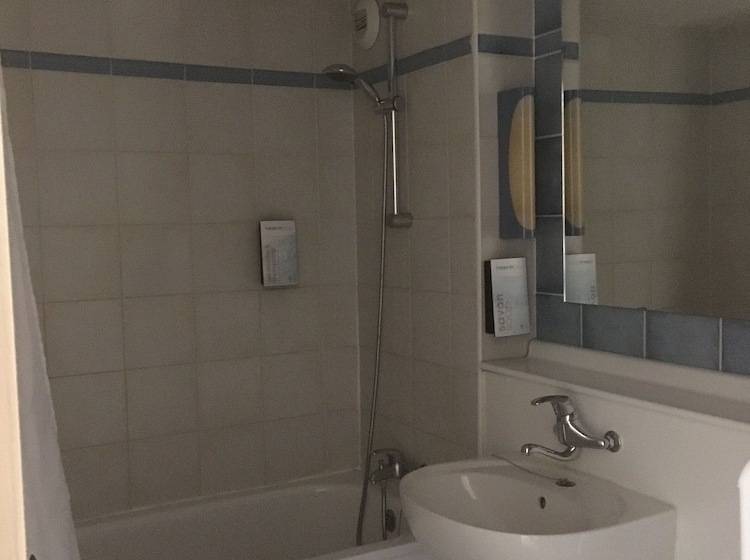 غرفة قياسية, Campanile Rodez